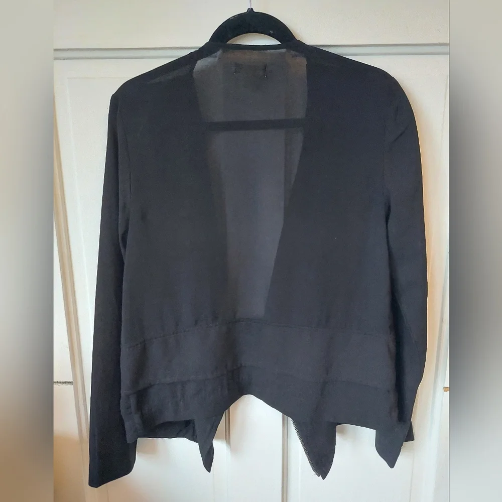 Lightweight Jacket - Picture 5 of 6